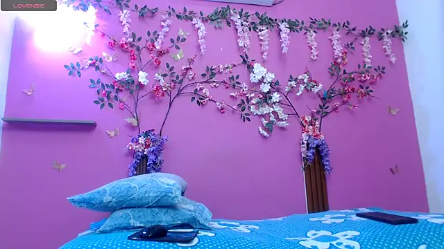 skinnybarbie022 online show from 06/22/26, 01:29