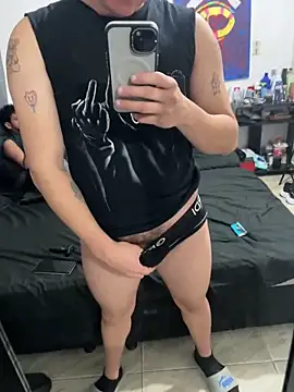 Kurtxxx22 online show from 05/01/26, 02:38