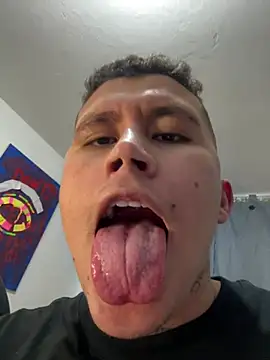 Kurtxxx22 online show from 06/05/26, 06:52