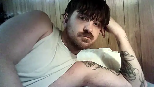 Snapshot of WyattL96 chatting on 07/22/26, 06:11 WyattL96 online show from 07/22/26, 06:11