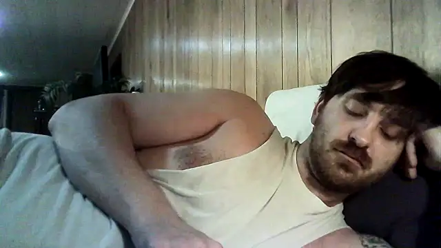 Snapshot of WyattL96 chatting on 07/31/26, 06:46 WyattL96 online show from 07/31/26, 06:46
