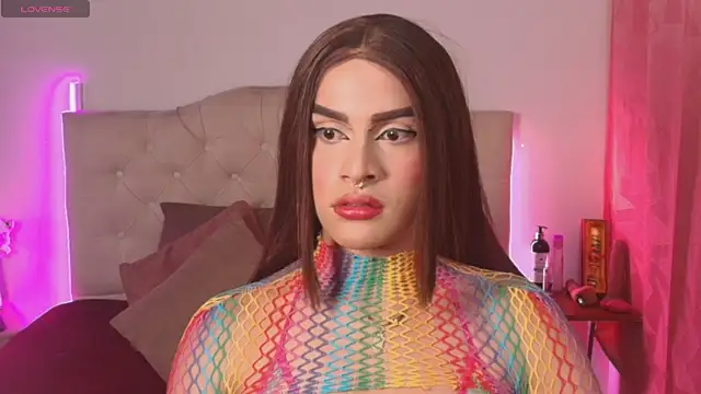 lailahdark online show from 11/14/25, 04:00