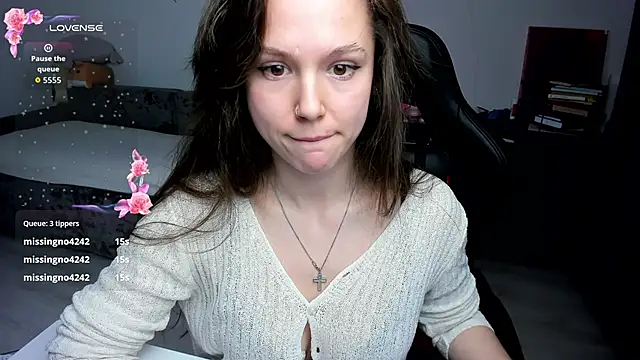 Snapshot of cute_little_ass chatting on 04/15/26, 07:58 cute little ass online show from 04/15/26, 07:58