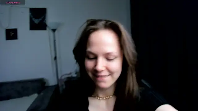 Snapshot of cute_little_ass chatting on 04/16/26, 04:08 cute little ass online show from 04/16/26, 04:08
