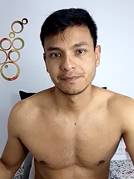 Snapshot of Valois2025 chatting on 11/07/25, 02:00 Valois2025 online show from 11/07/25, 02:00