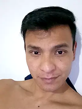 Snapshot of Valois2025 chatting on 03/31/26, 07:53 Valois2025 online show from 03/31/26, 07:53