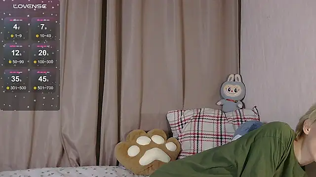 Snapshot of NextVibe_ chatting on 02/18/26, 05:31 NextVibe online show from 02/18/26, 05:31