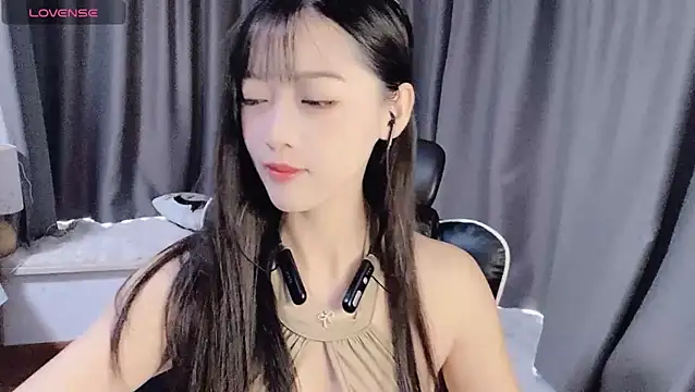 Snapshot of Cicicici-cc chatting on 09/24/25, 03:54 Cicicici-cc online show from 09/24/25, 03:54