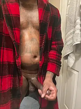 Snapshot of StandOnthatboy chatting on 02/21/26, 04:08 StandOnthatboy online show from 02/21/26, 04:08