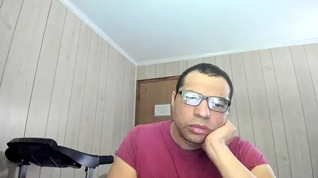 NaturalBeautyQueen online show from 06/14/26, 08:00