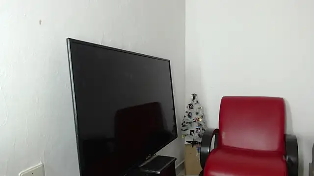 Alex mojica online show from 11/30/25, 07:34