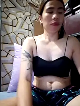 Snapshot of Deliciousgirl14 chatting on 07/14/26, 01:28 Deliciousgirl14 online show from 07/14/26, 01:28