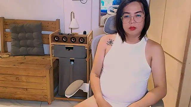Snapshot of moriliciousxxx chatting on 09/16/25, 12:11 moriliciousxxx online show from 09/16/25, 12:11