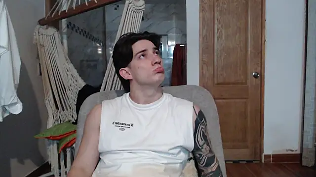 AteneoJr online show from 11/11/25, 04:12