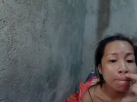 Snapshot of janelovely18 chatting on 12/20/25, 12:18 janelovely18 online show from 12/20/25, 12:18