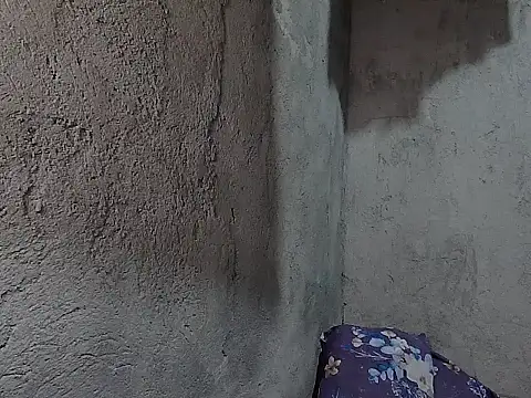 Snapshot of janelovely18 chatting on 03/15/26, 05:35 janelovely18 online show from 03/15/26, 05:35