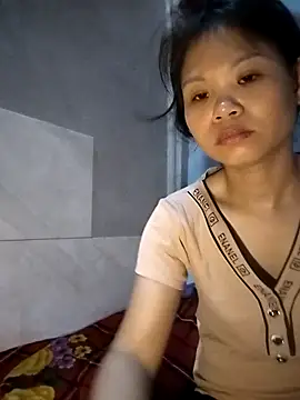 LinhNa999 online show from 09/16/25, 11:50