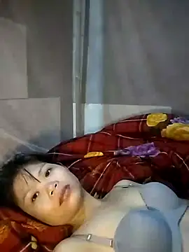 LinhNa999 online show from 09/27/25, 01:43