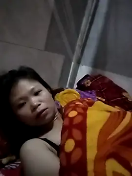 LinhNa999 online show from 11/19/25, 01:11