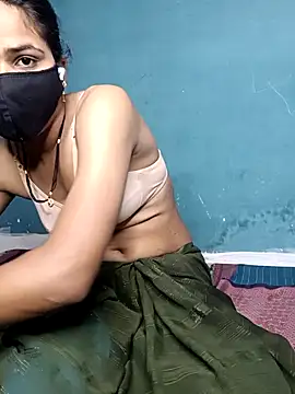 Snapshot of Naughty-Mayaa chatting on 10/28/25, 05:22 Naughty-Mayaa online show from 10/28/25, 05:22