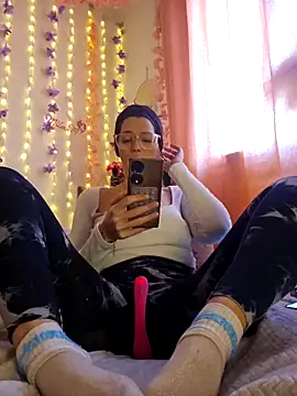 Snapshot of Mila_Luciphya chatting on 02/06/26, 09:01 Mila Luciphya online show from 02/06/26, 09:01