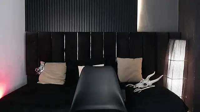 Dominic ghost online show from 10/18/25, 10:10