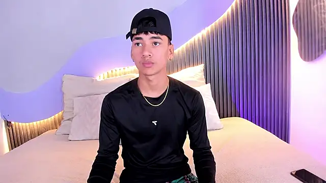 Dominic ghost online show from 11/07/25, 04:01