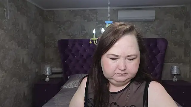 Eloisa Eliot online show from 12/16/25, 04:12