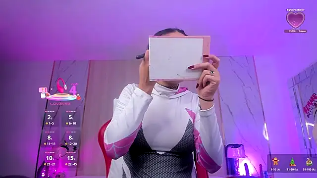 Snapshot of Nyveth chatting on 12/14/25, 12:43 Nyveth online show from 12/14/25, 12:43