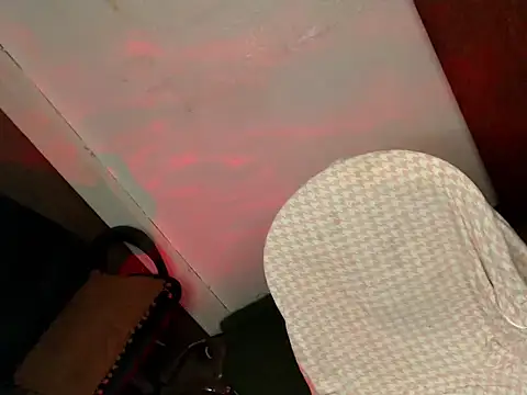 Snapshot of hugecock_jane chatting on 12/16/25, 12:54 hugecock jane online show from 12/16/25, 12:54