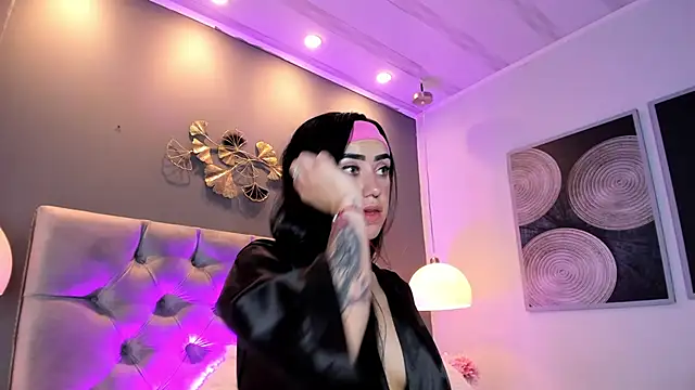 Snapshot of athziry_g chatting on 11/09/25, 05:11 athziry g online show from 11/09/25, 05:11