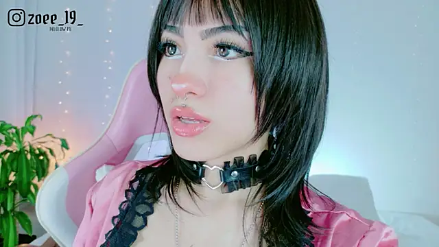 cuteezoe online show from 05/02/26, 04:06
