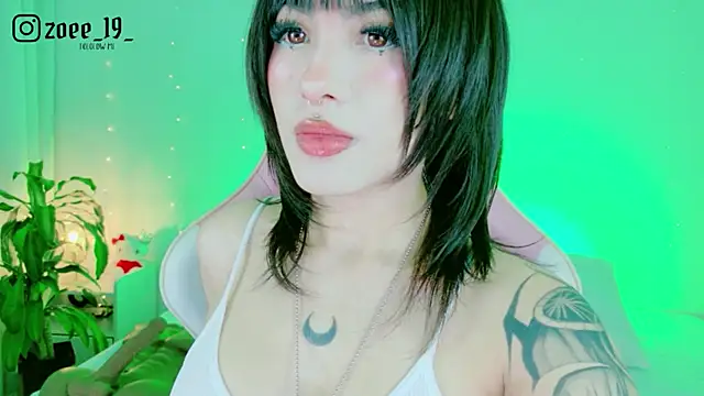 cuteezoe online show from 05/04/26, 03:35