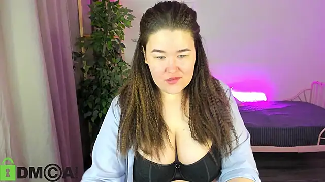 Tara Torres online show from 11/30/25, 12:36