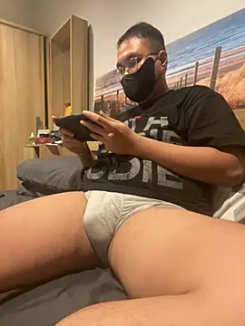 Snapshot of kristan__ chatting on 11/02/25, 07:11 kristan online show from 11/02/25, 07:11