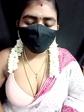 Snapshot of Tamil_Lotus chatting on 09/25/25, 05:16 Tamil Lotus online show from 09/25/25, 05:16