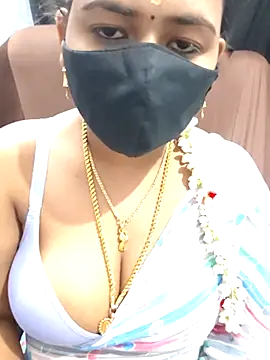 Snapshot of Tamil_Lotus chatting on 01/08/26, 05:26 Tamil Lotus online show from 01/08/26, 05:26