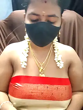 Snapshot of Tamil_Lotus chatting on 02/04/26, 05:08 Tamil Lotus online show from 02/04/26, 05:08