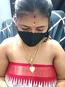 Snapshot of Tamil_Lotus chatting on 02/25/26, 05:22 Tamil Lotus online show from 02/25/26, 05:22