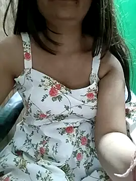 Vaani Actress online show from 04/25/26, 02:14