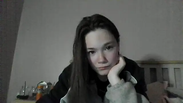 Snapshot of SexyKatiex chatting on 12/21/25, 06:48 SexyKatiex online show from 12/21/25, 06:48