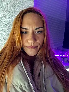 Snapshot of SlimBellaa chatting on 11/07/25, 09:48 SlimBellaa online show from 11/07/25, 09:48