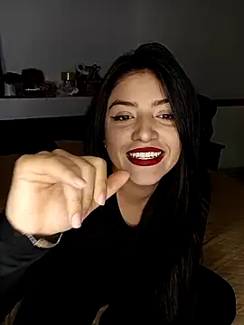 Snapshot of Noapino chatting on 10/11/25, 06:28 Noapino online show from 10/11/25, 06:28