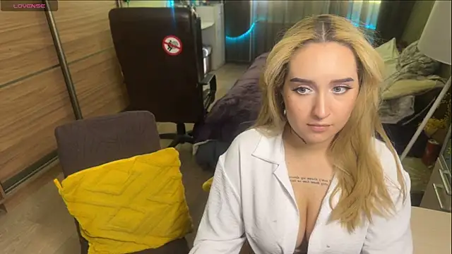 xxx sandra  online show from 06/22/26, 01:08