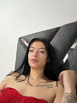 LiaCollings online show from 11/30/25, 01:15