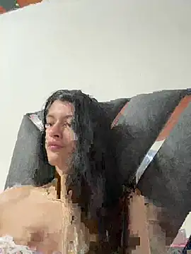 LiaCollings online show from 05/05/26, 11:29