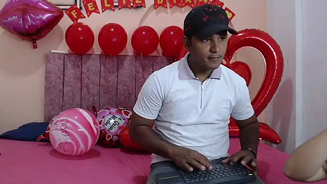 Snapshot of brutal_sex_love chatting on 02/14/26, 01:30 brutal sex love online show from 02/14/26, 01:30