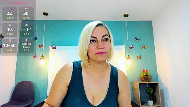 Heidy milf online show from 10/24/25, 08:27