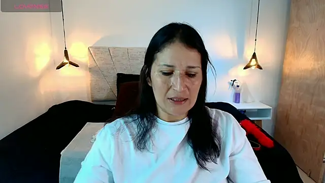 Snapshot of Barbara_fox__ chatting on 06/01/26, 11:56 Barbara fox online show from 06/01/26, 11:56