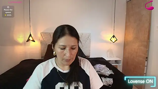 Snapshot of Barbara_fox__ chatting on 06/16/26, 12:08 Barbara fox online show from 06/16/26, 12:08